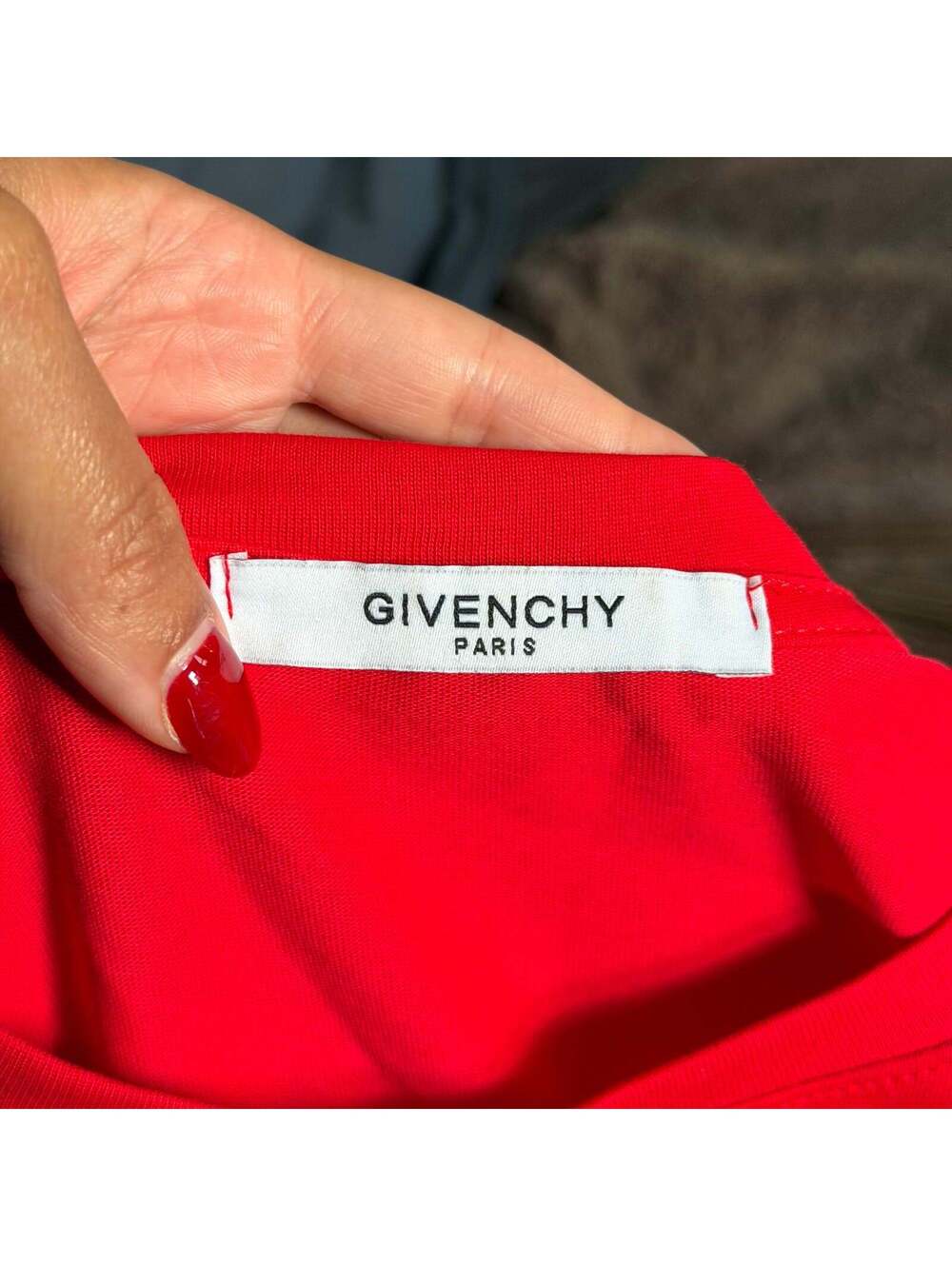 Givenchy - Picture 8 of 9